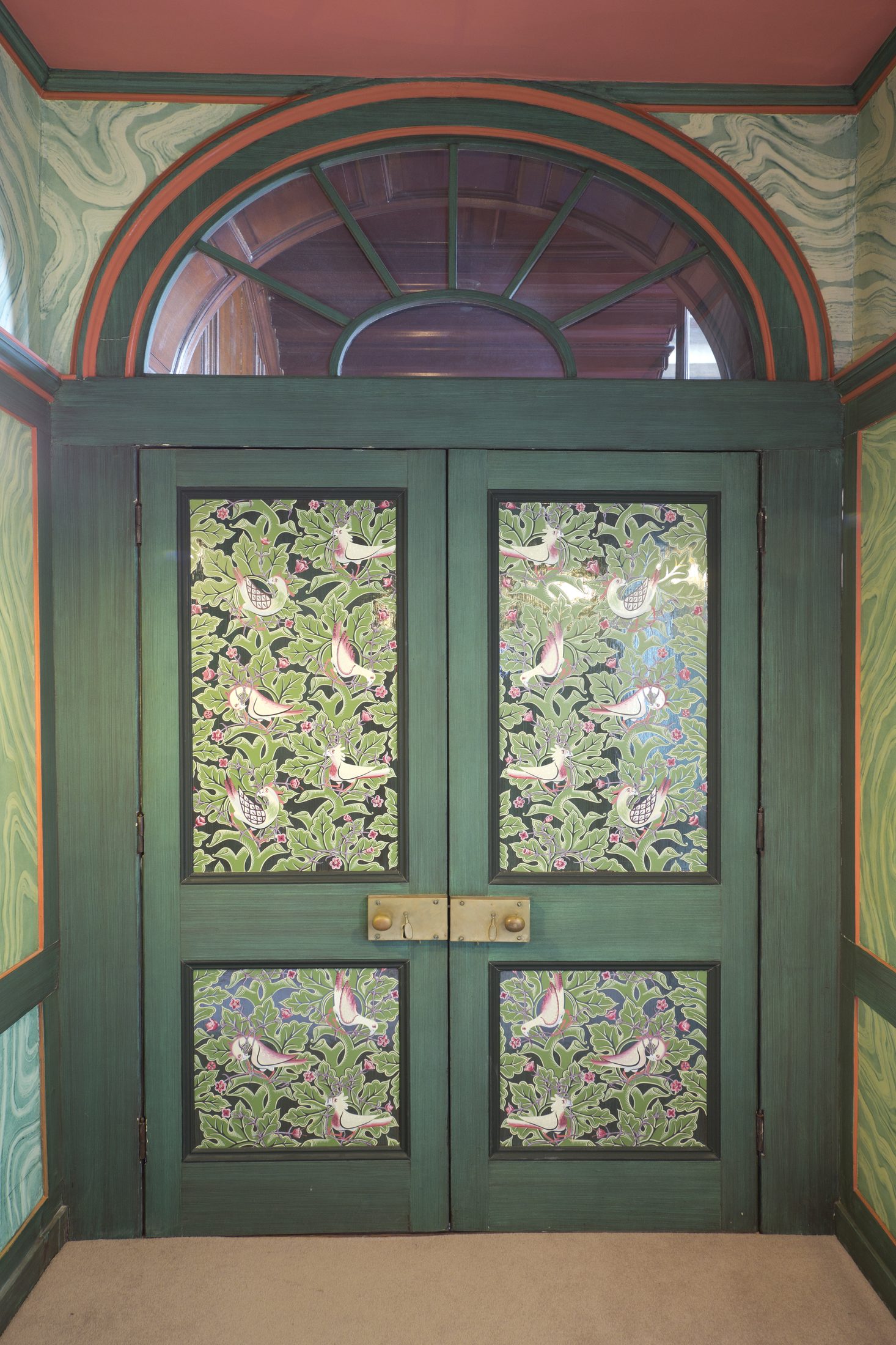 The door to the Great Stair, seen from the Vestibule between the Library and Dining Room